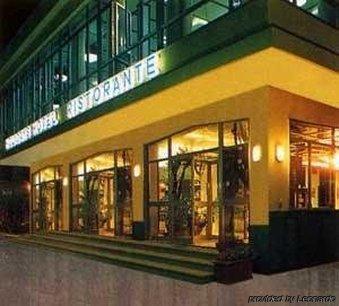 Hotel Holidays Torre del Greco Esterno foto